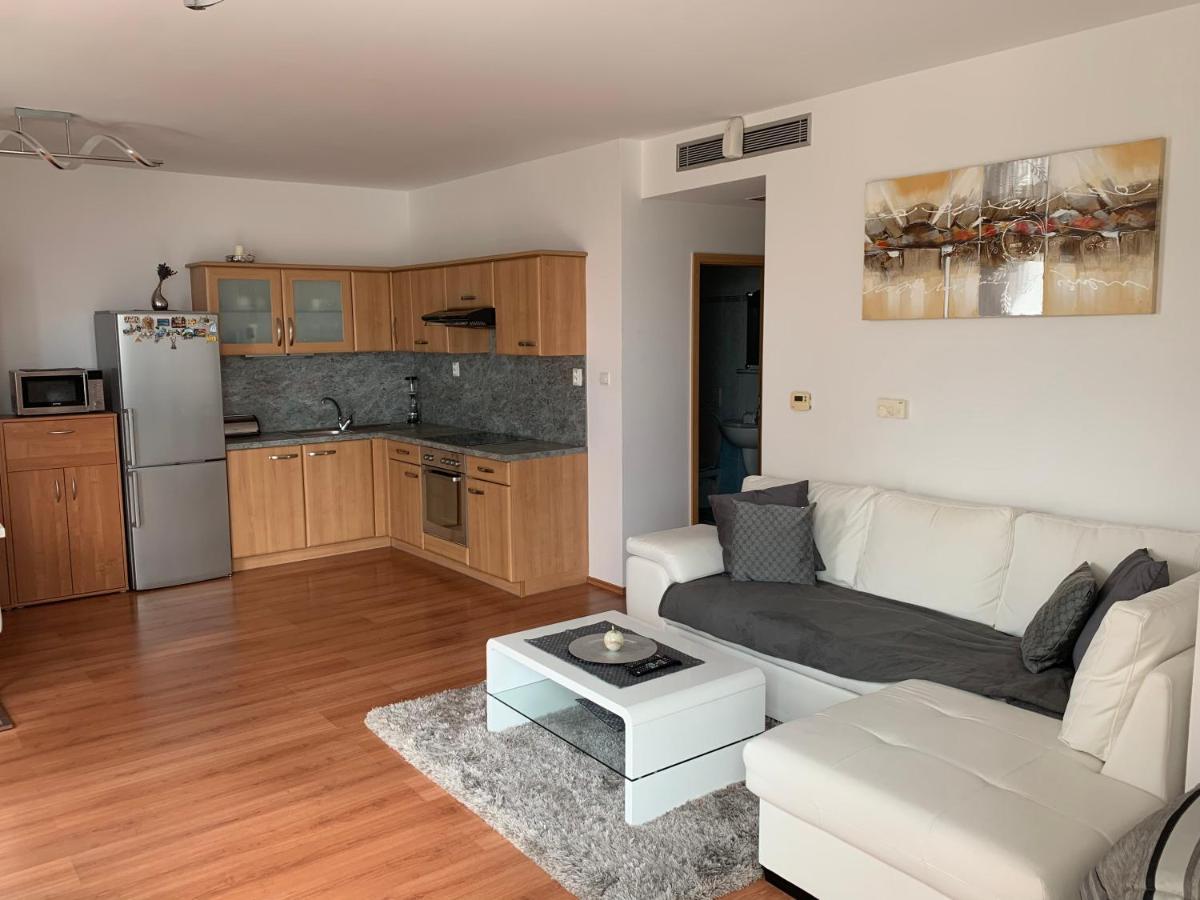 Vienna Gate Apartment Bratislava Exterior photo